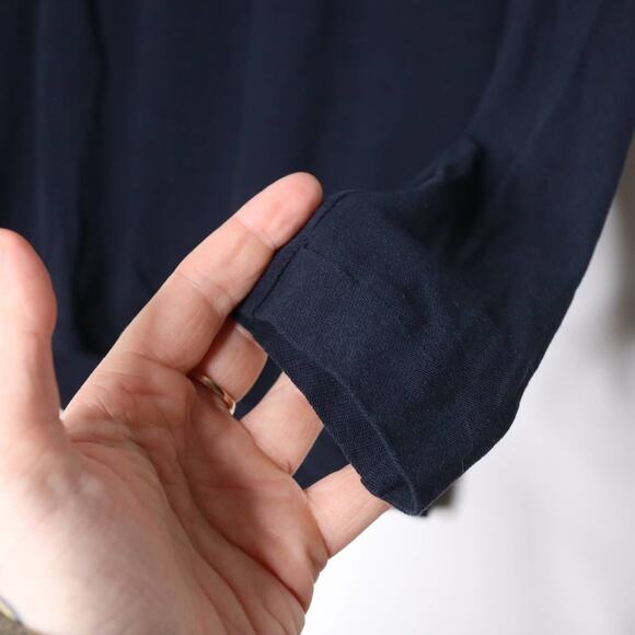 MaxMara Top Women's M Navy Semi Sheer Knit 3/4 Sleeve Solid Scoop Neck - Picture 3 of 7